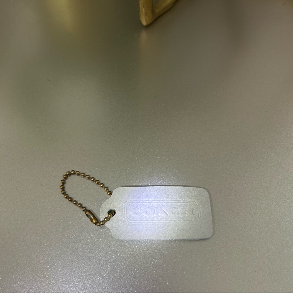 Coach Vintage 🤍WHITE🤍Hangtag